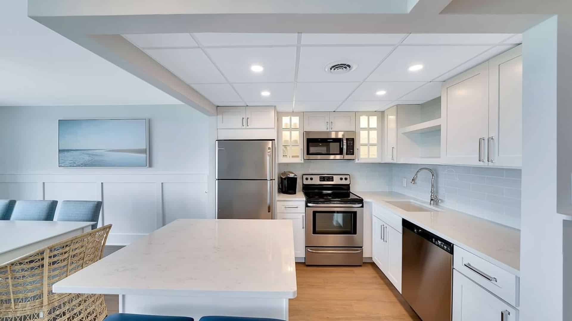 ICONA Windrift 4-bedroom condo kitchen