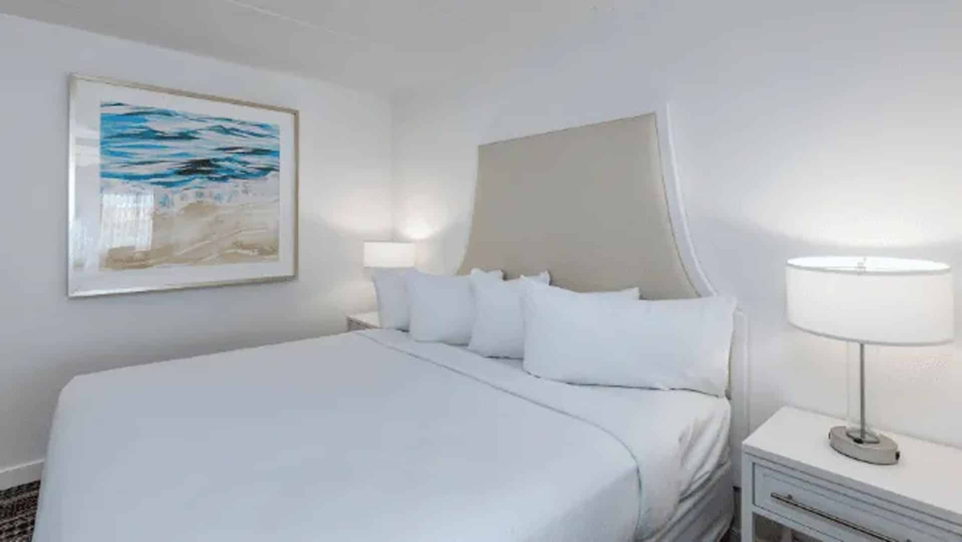 ICONA Windrift signature two bedroom suite bed