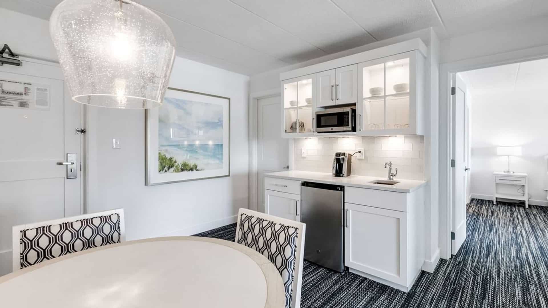 ICONA Windrift signature one bedroom suite kitchenette